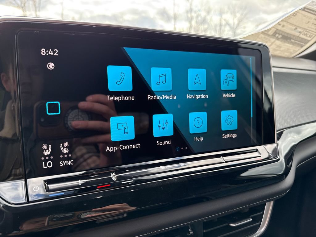 New 2026 Volkswagen Atlas Cross Sport SEL Premium R-Line image 8