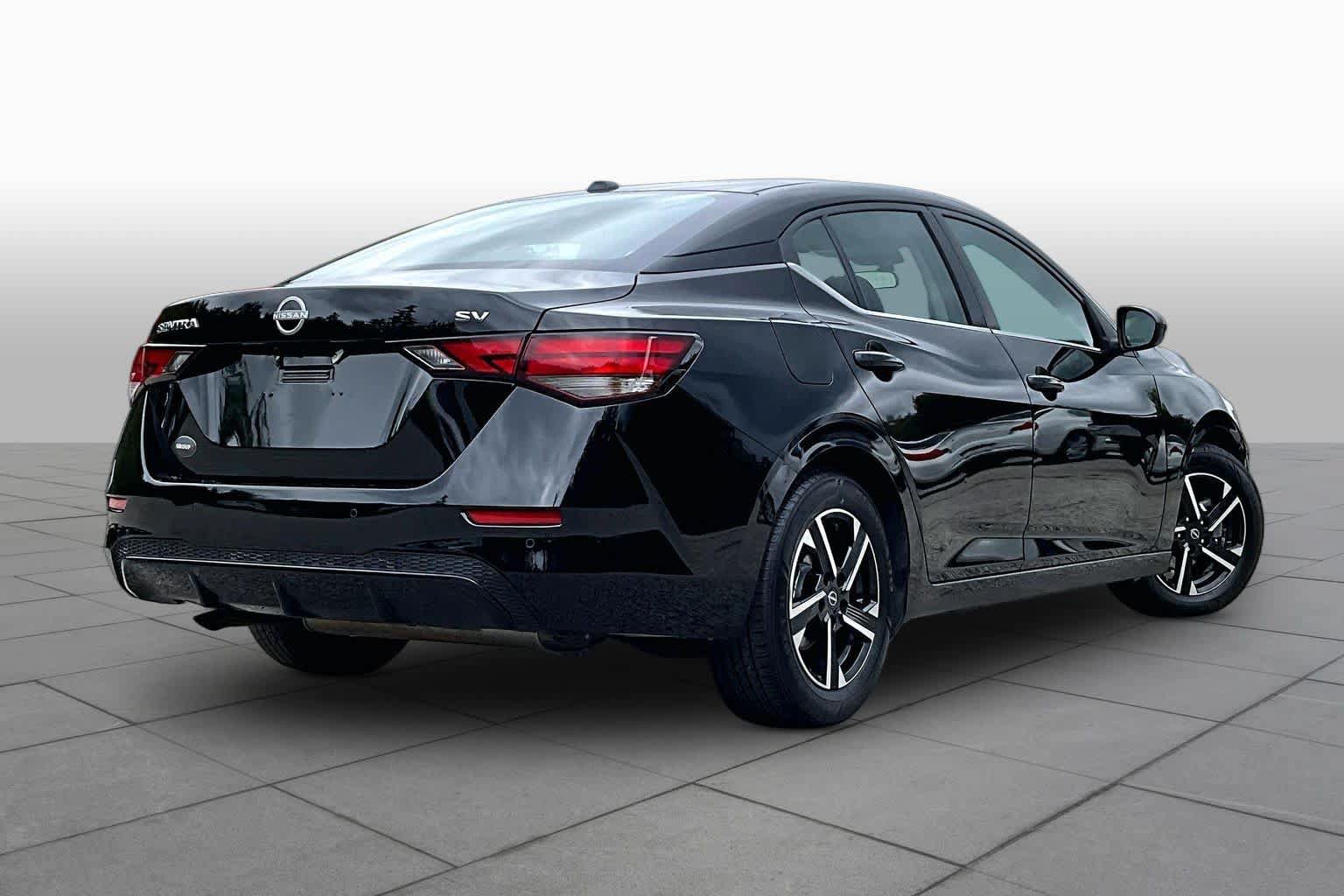 Used 2024 Nissan Sentra SV FWD image 13