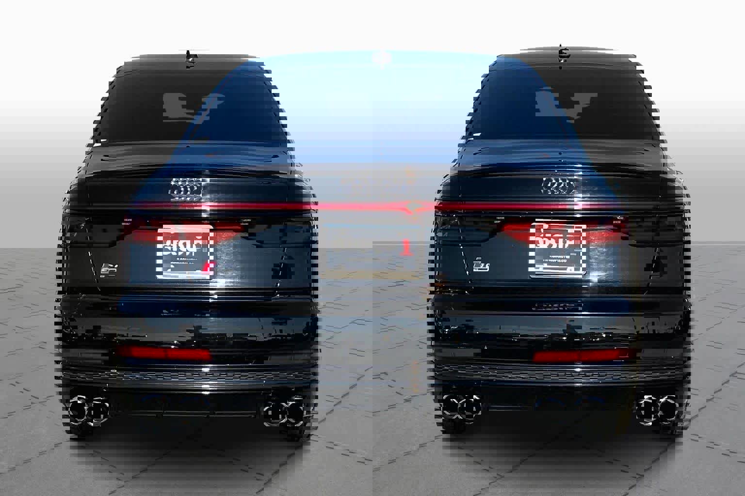 Used 2020 Audi S8 L w/ S8 Executive Package AWD/4WD image 5