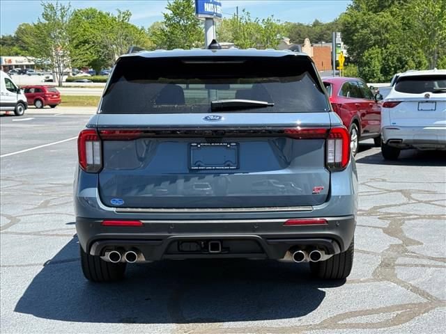Used 2025 Ford Explorer ST w/ Sun And Sound Package image 5