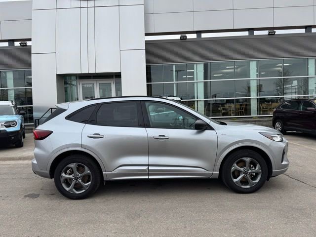 Certified 2023 Ford Escape ST-Line w/ Tech Pack #1 image 35