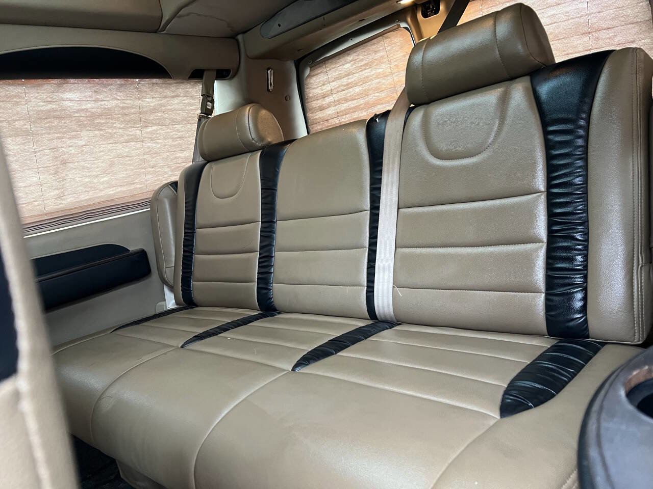 Used 2014 GMC Savana 1500 image 41