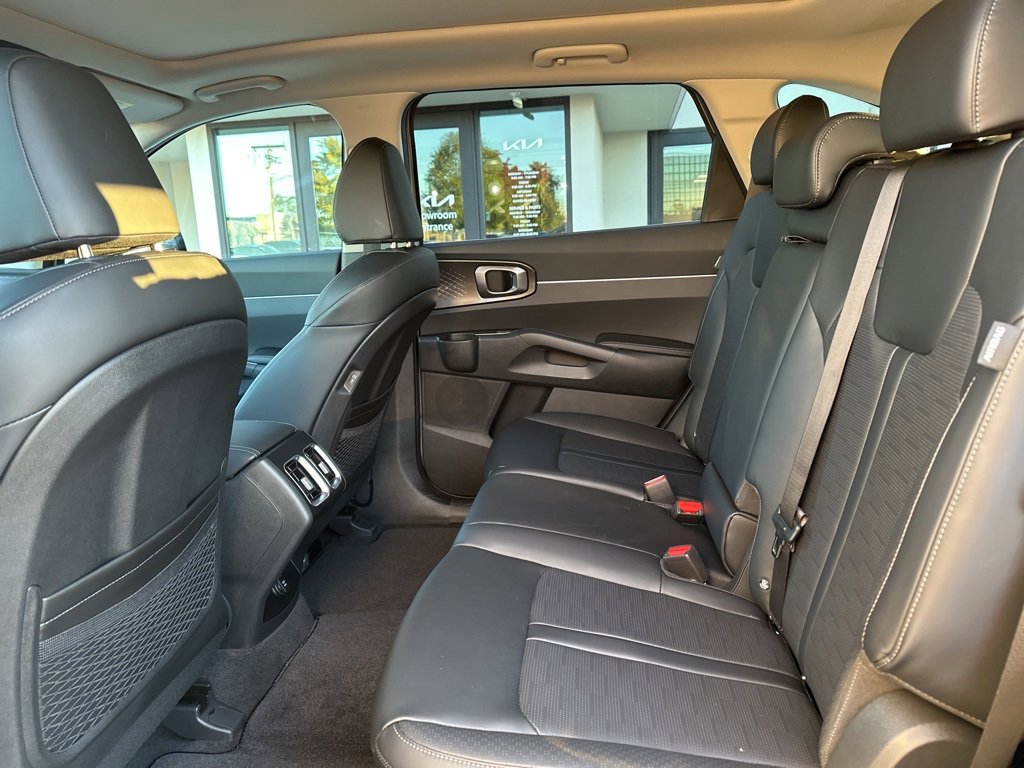 New 2026 Kia Sorento S image 20