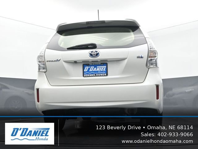 Used 2012 Toyota Prius V Two w/ Preferred Accessory Pkg FWD image 11