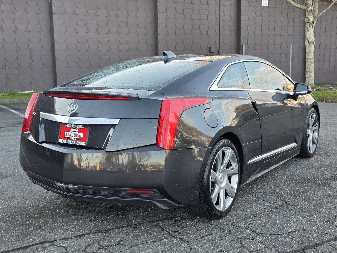 Used 2014 Cadillac ELR w/ Luxury Package image 7