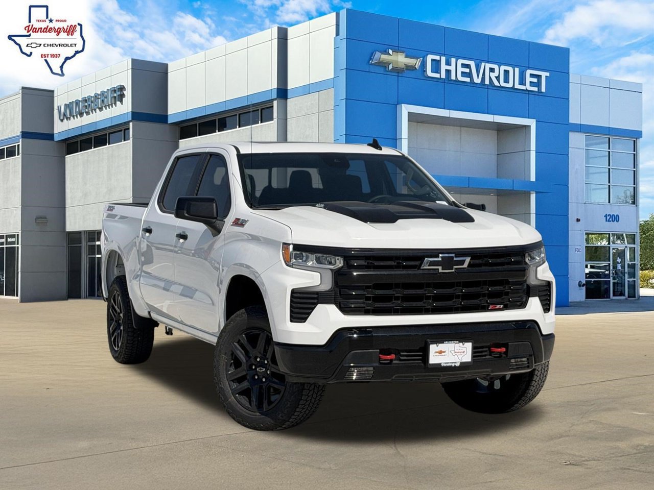 New 2026 Chevrolet Silverado 1500 LT Trail Boss w/ Convenience Package II