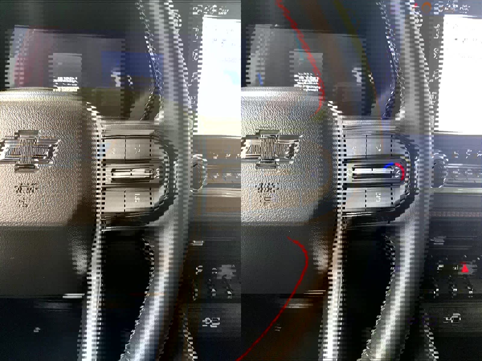 Used 2024 Chevrolet Colorado Z71 w/ Z71 Convenience Package 2 image 23