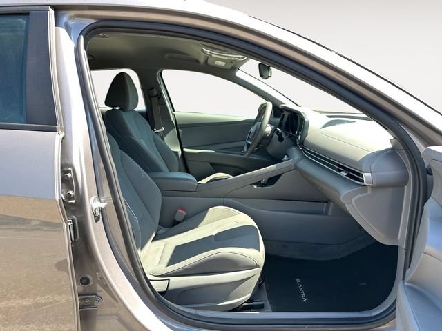 Used 2021 Hyundai Elantra SEL FWD image 15
