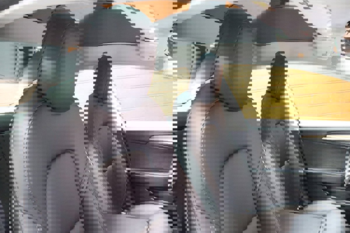 Used 2023 Tesla Model 3 Standard Range image 45