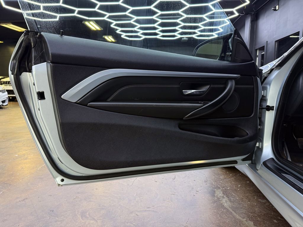 Used 2015 BMW M4 Coupe w/ Executive Package image 12