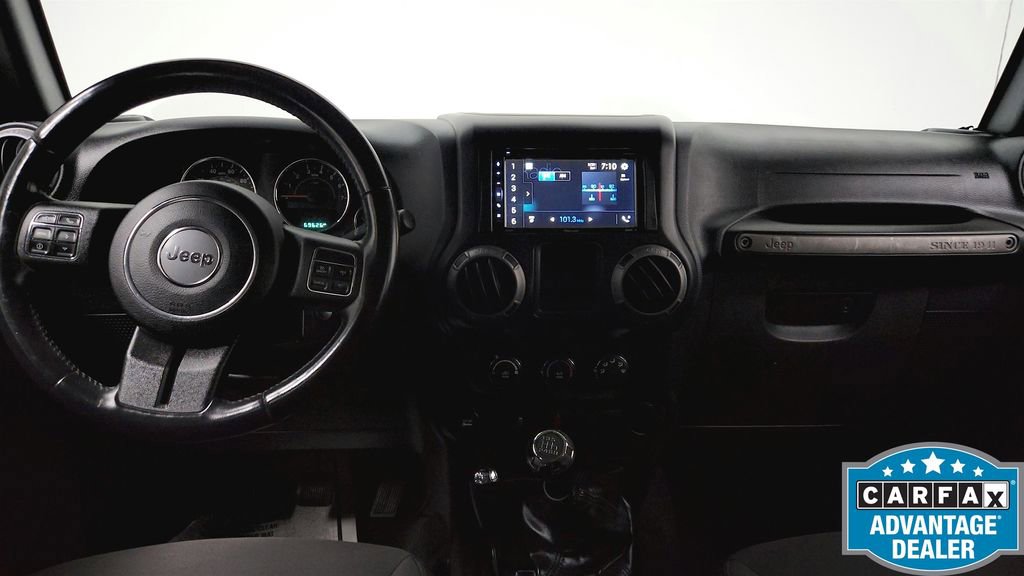 Used 2017 Jeep Wrangler Unlimited Sport w/ Connectivity Group image 27