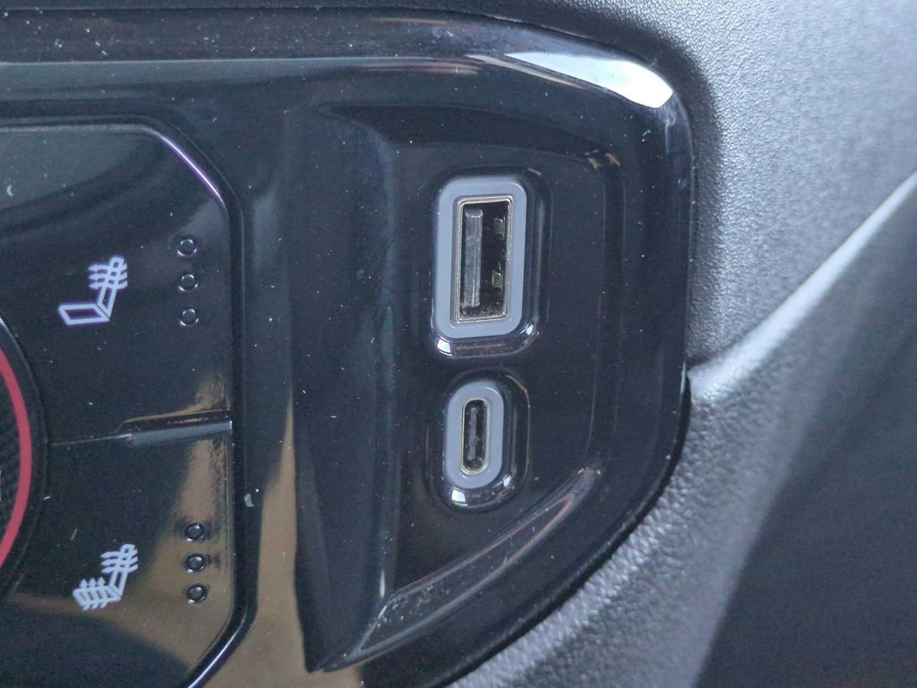 Used 2023 Chevrolet Silverado 1500 LT image 21