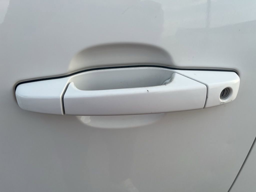 Used 2008 Chevrolet Silverado 3500 LTZ w/ EZ-Lift Tailgate Package image 41