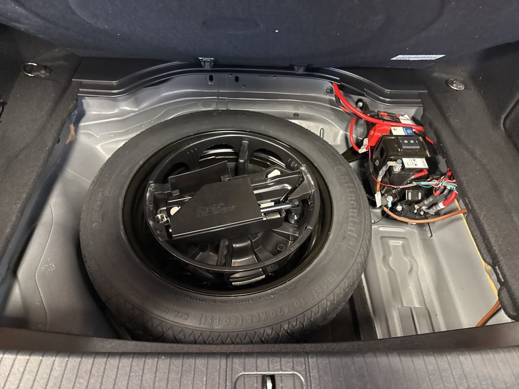 Used 2014 Mercedes-Benz E 350 4MATIC Sedan image 42