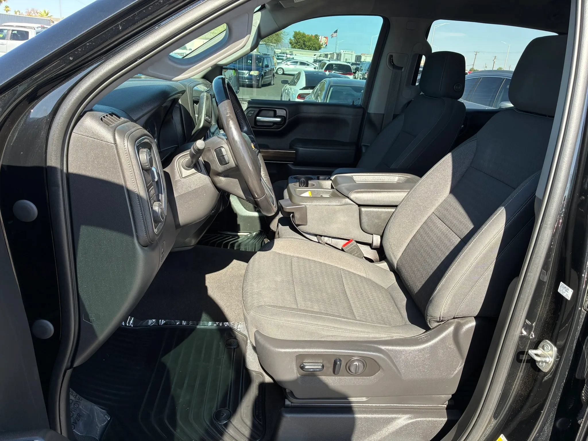 Used 2021 Chevrolet Silverado 1500 LT w/ LPO, Dark Essentials Package RWD image 15