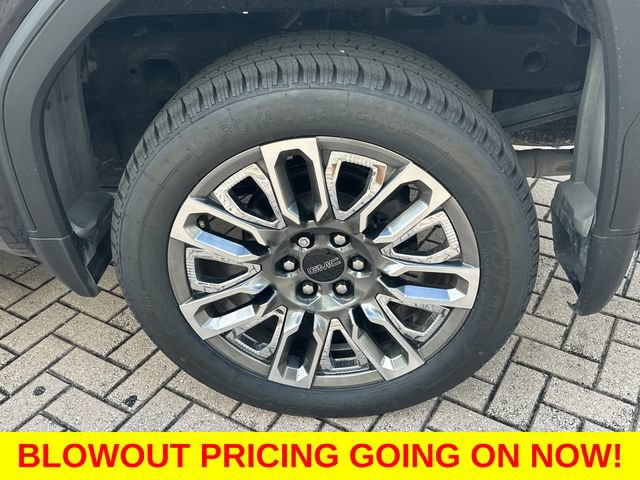 Used 2023 GMC Sierra 1500 Denali Ultimate AWD/4WD image 13