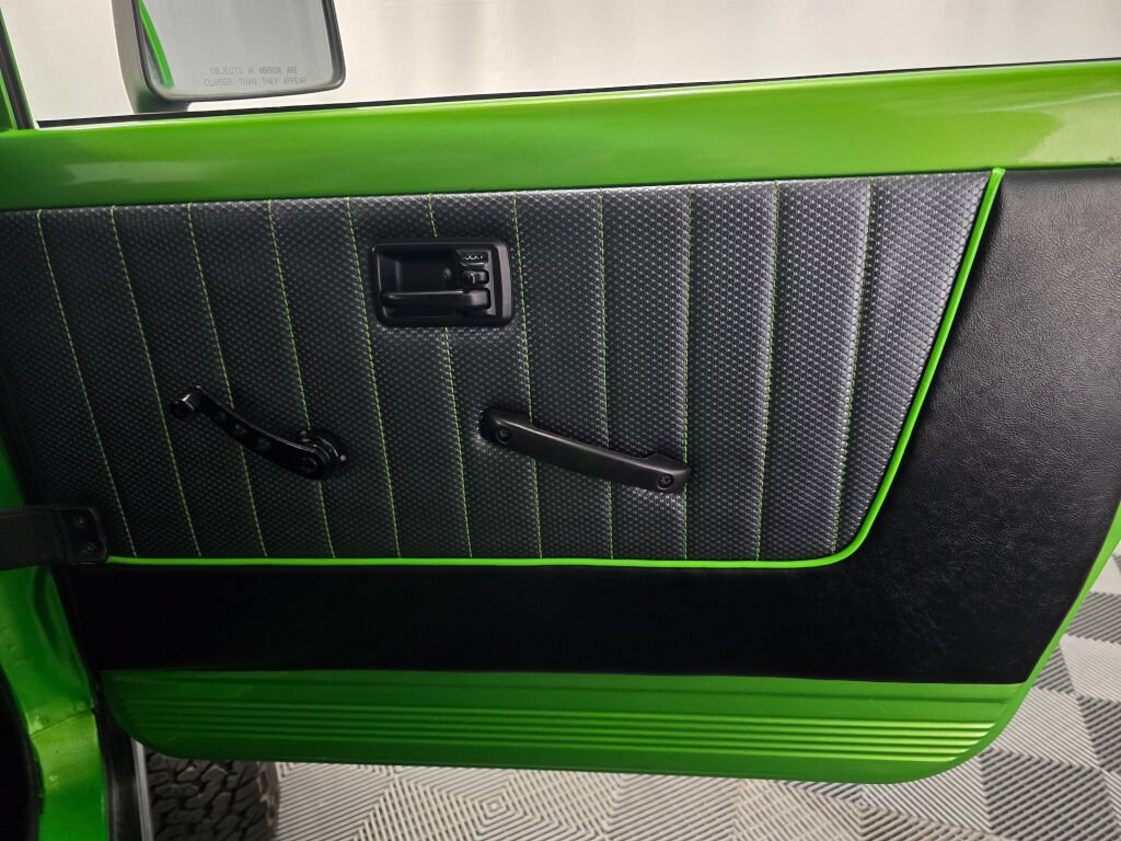 Used 1988 Suzuki Samurai 4WD Soft Top image 81