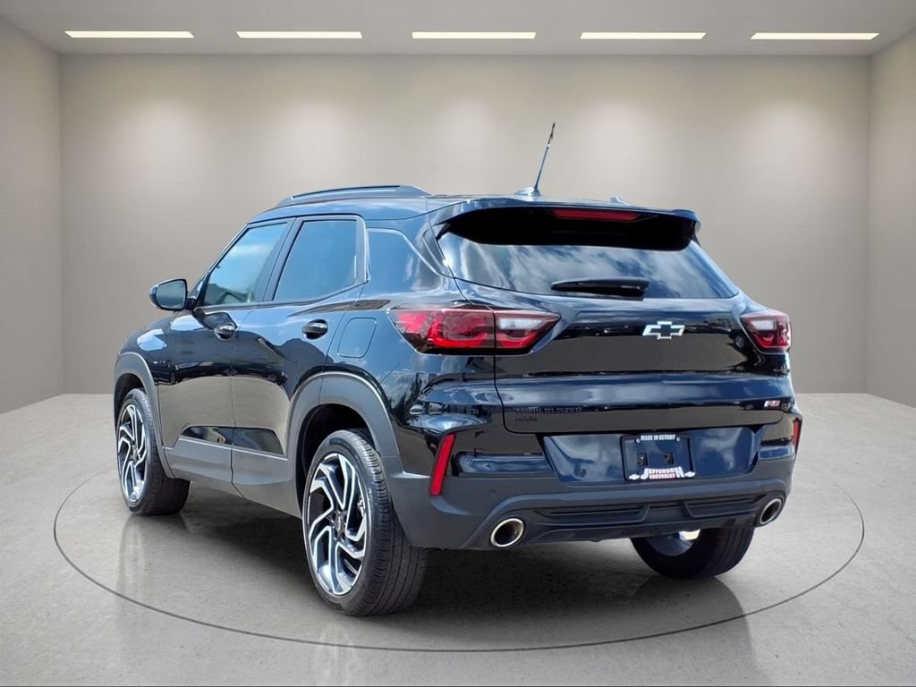 Used 2025 Chevrolet TrailBlazer RS w/ Driver Confidence Package AWD/4WD image 6