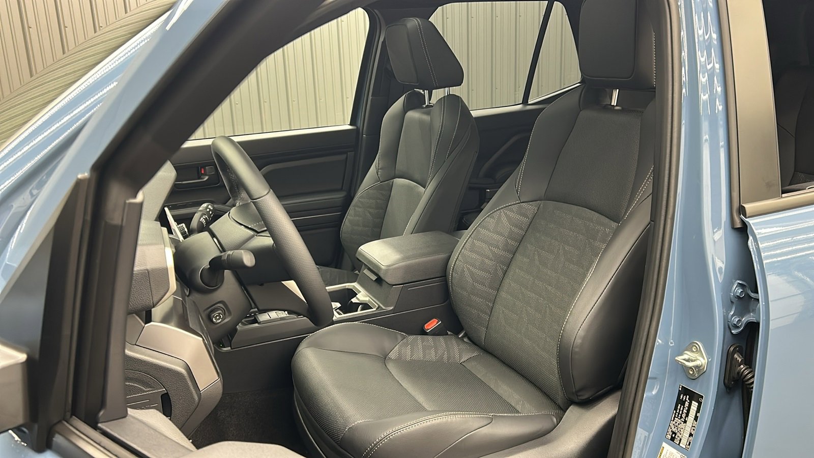 Used 2025 Toyota 4Runner TRD Off-Road Premium w/ Tow Technology Package image 34