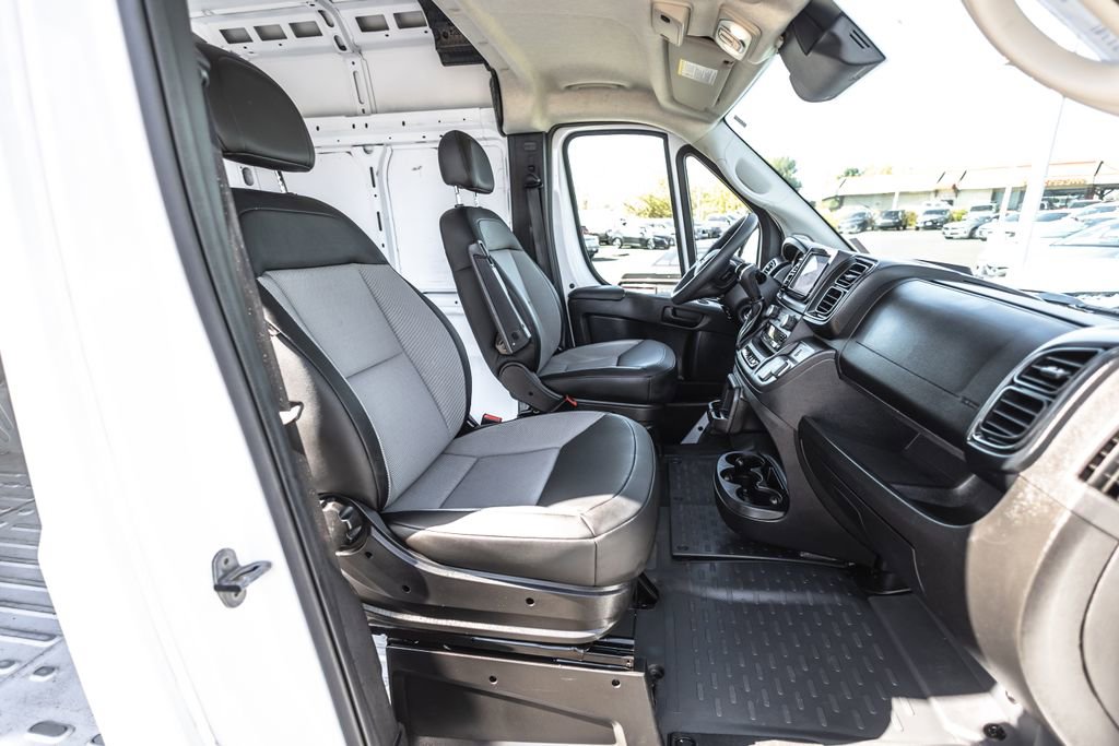 Used 2025 RAM ProMaster 2500 w/ Convenience Group FWD image 23
