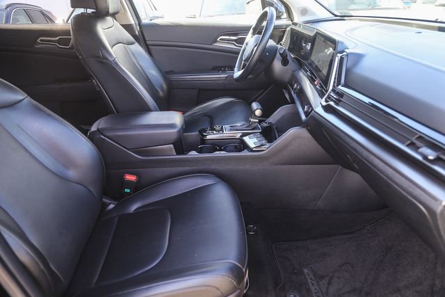 Used 2023 Kia Sportage EX image 17