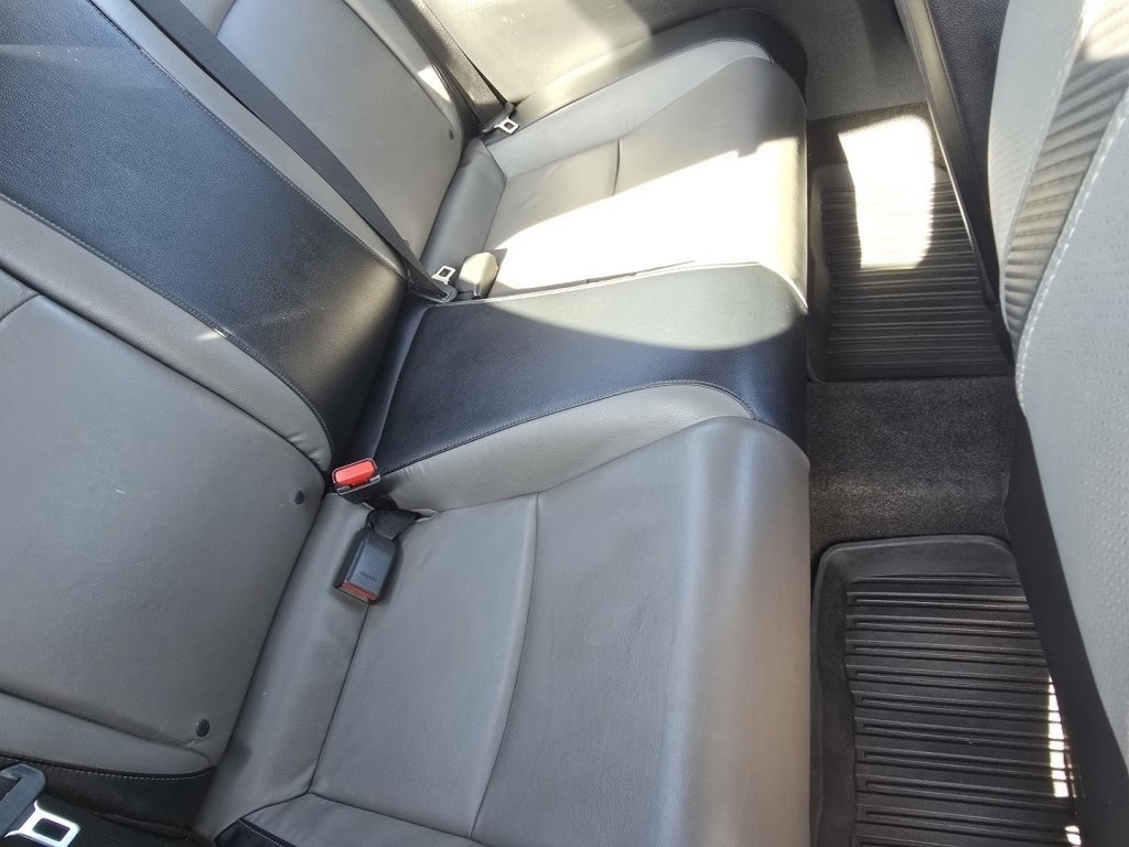 Used 2017 Honda Civic EX-L image 19