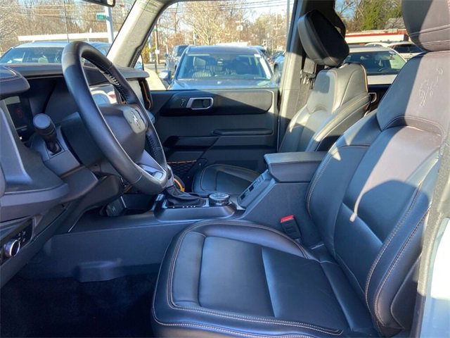 Used 2024 Ford Bronco Badlands image 25