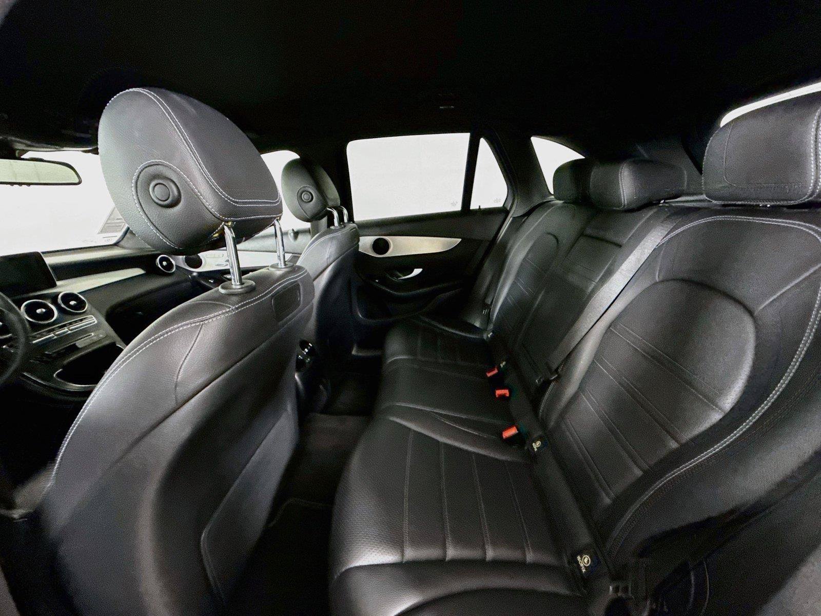 Used 2019 Mercedes-Benz GLC 300 image 30