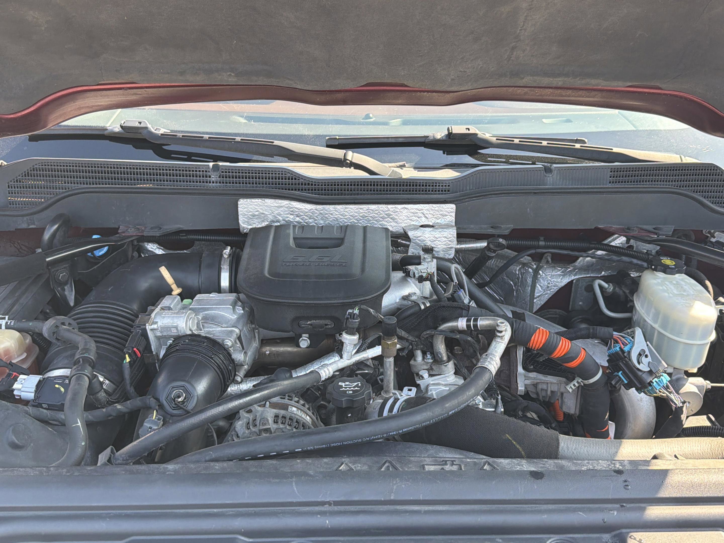 Used 2015 Chevrolet Silverado 2500 High Country w/ Duramax Plus Package AWD/4WD image 30