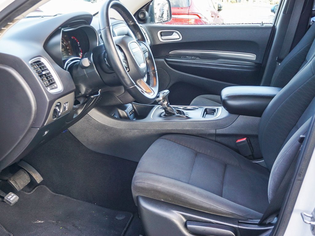 Used 2020 Dodge Durango SXT w/ 3rd Row Seating Group image 18
