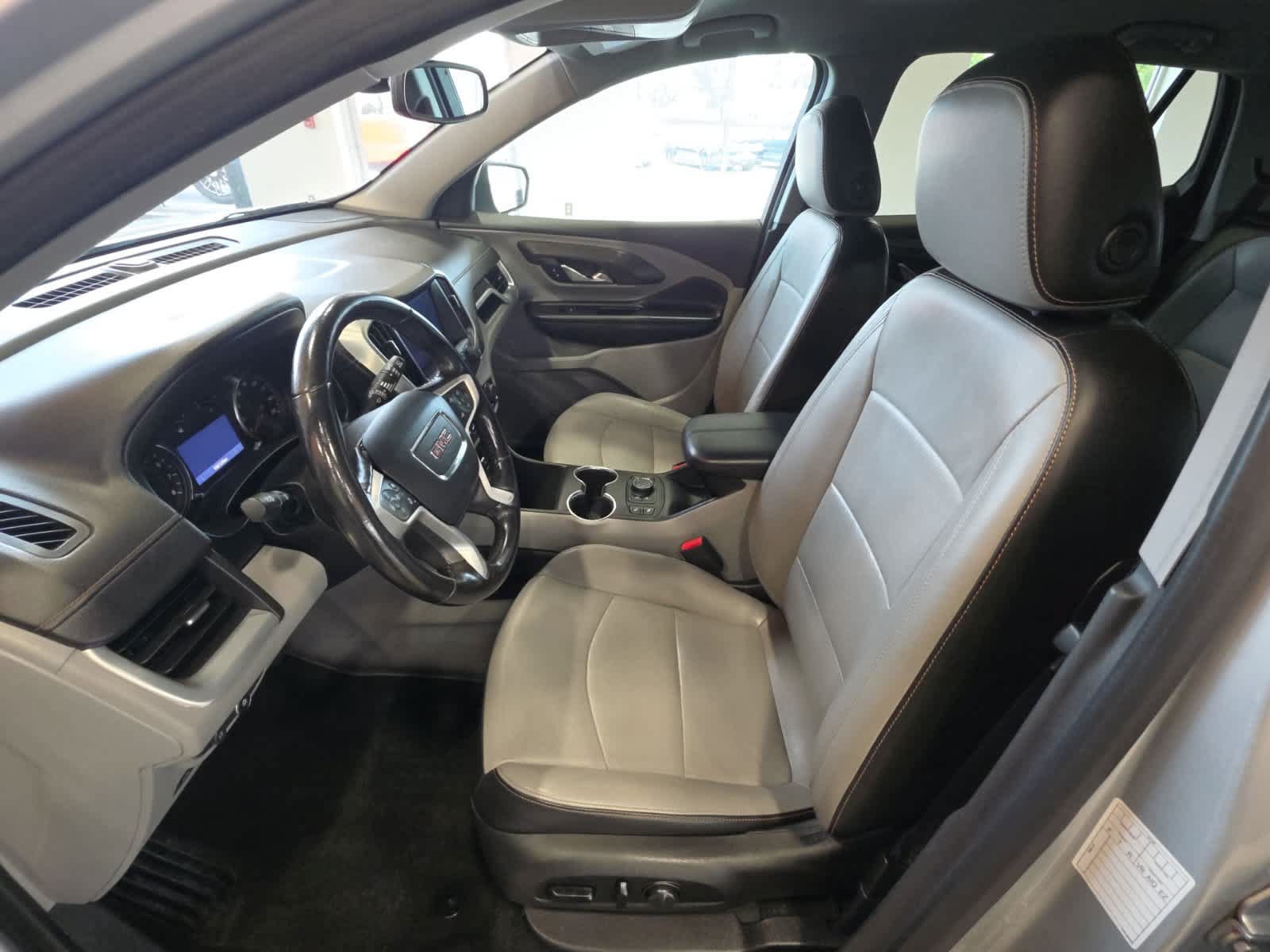 Used 2020 GMC Terrain SLT w/ Preferred Package AWD/4WD image 15