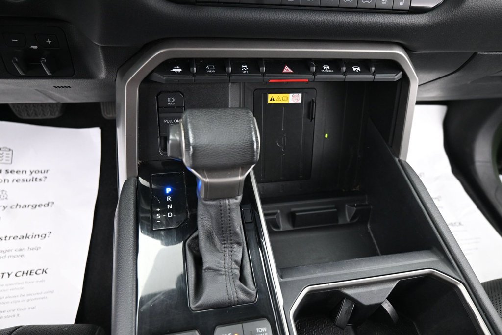 Used 2022 Toyota Tundra Limited AWD/4WD image 22