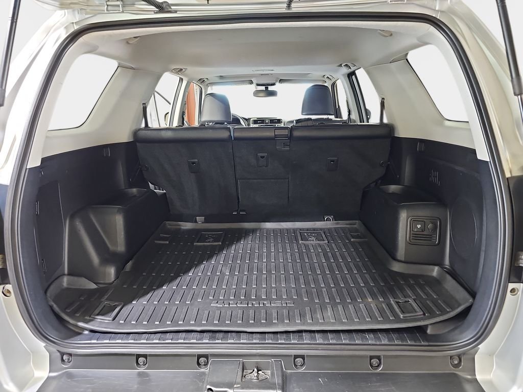 Used 2015 Toyota 4Runner Limited AWD/4WD image 14