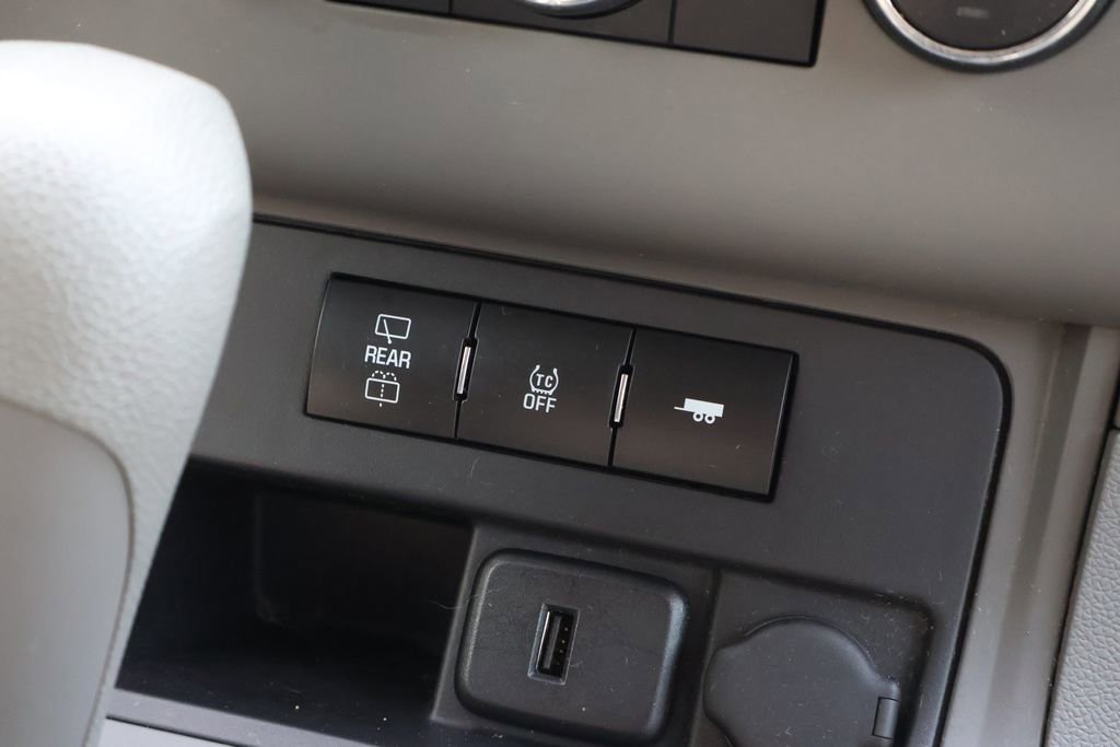 Used 2016 Chevrolet Traverse LS image 22