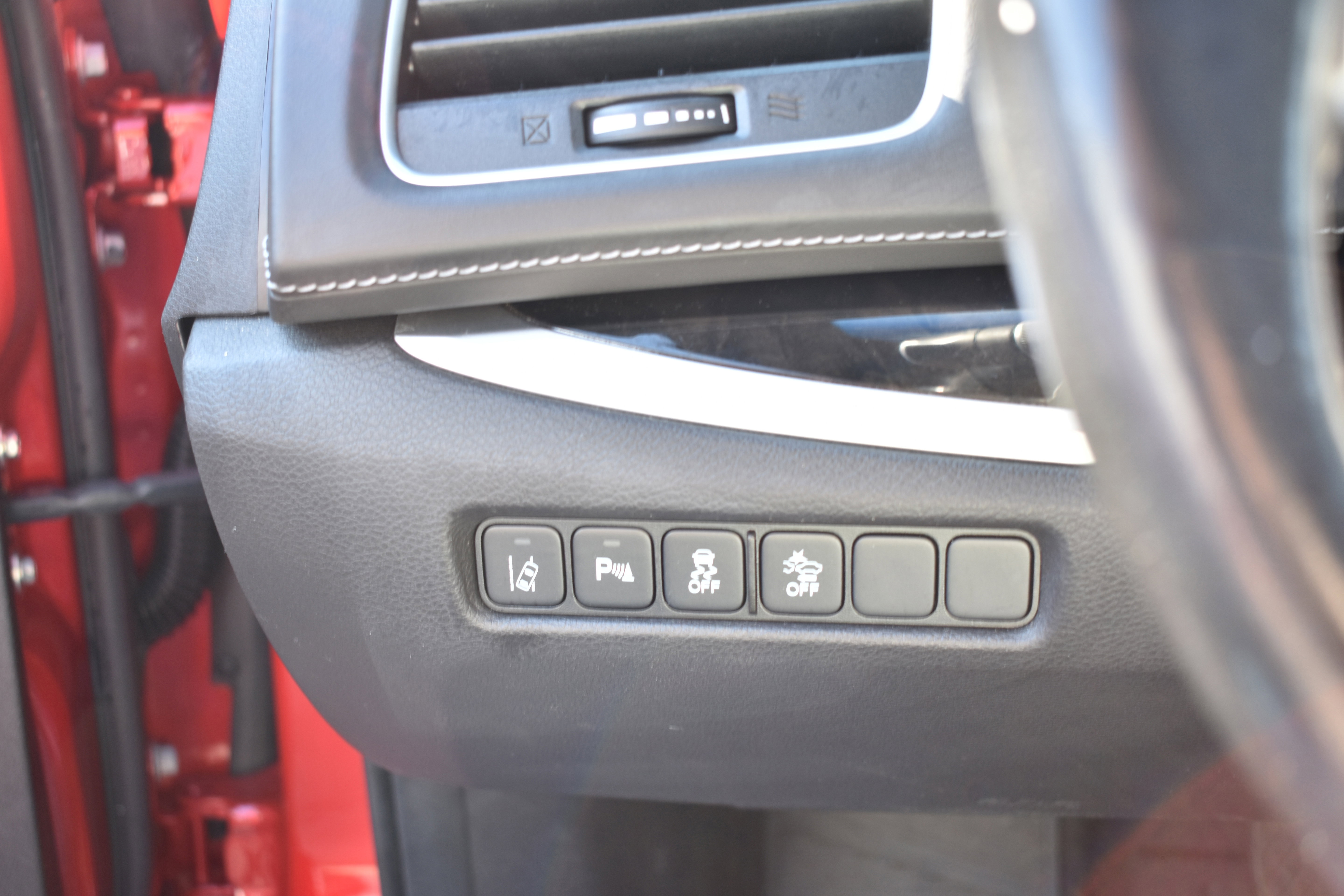 Used 2020 Acura RLX Sport Hybrid w/ Advance Pkg image 15