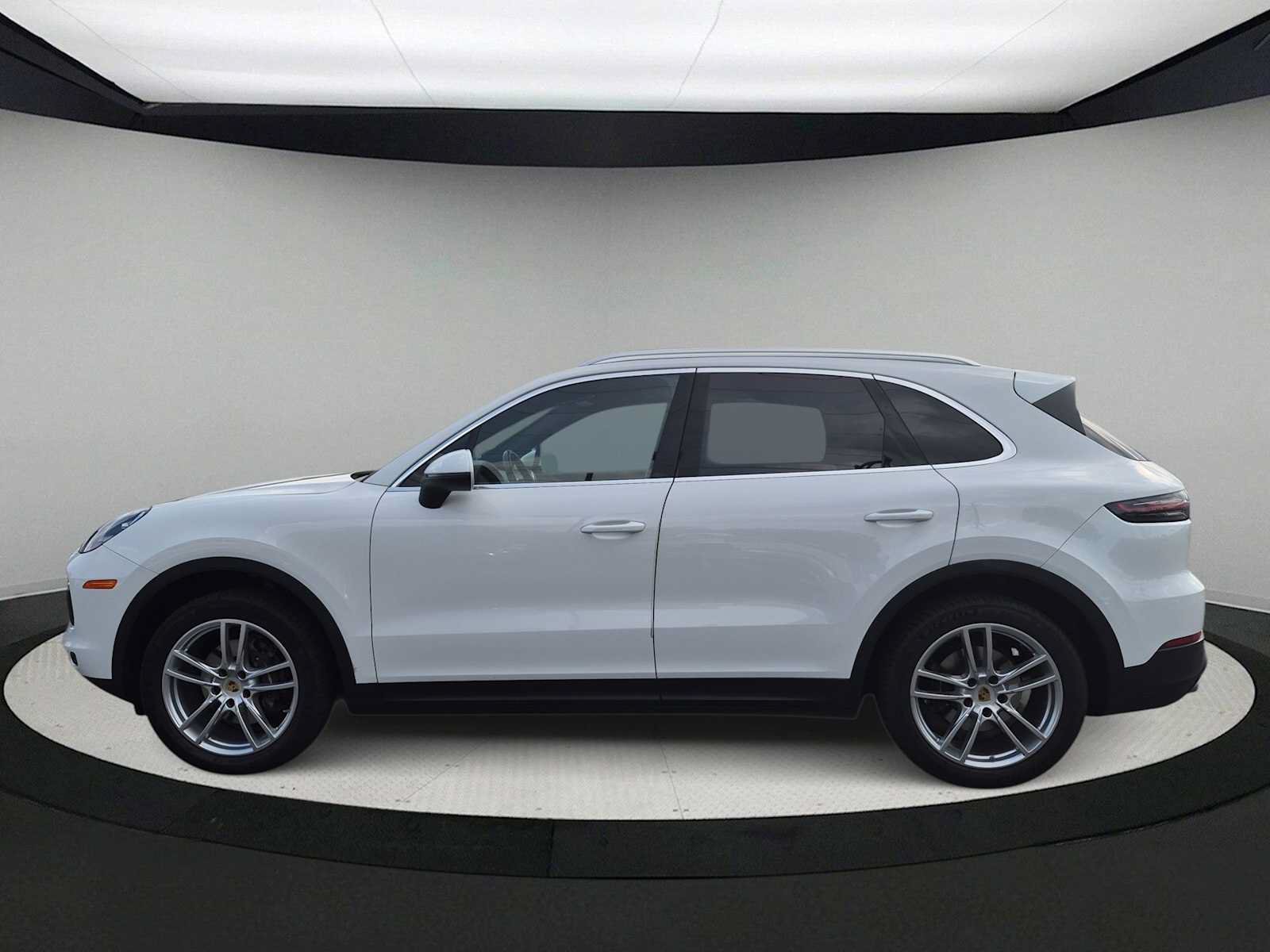 Used 2019 Porsche Cayenne AWD/4WD image 5