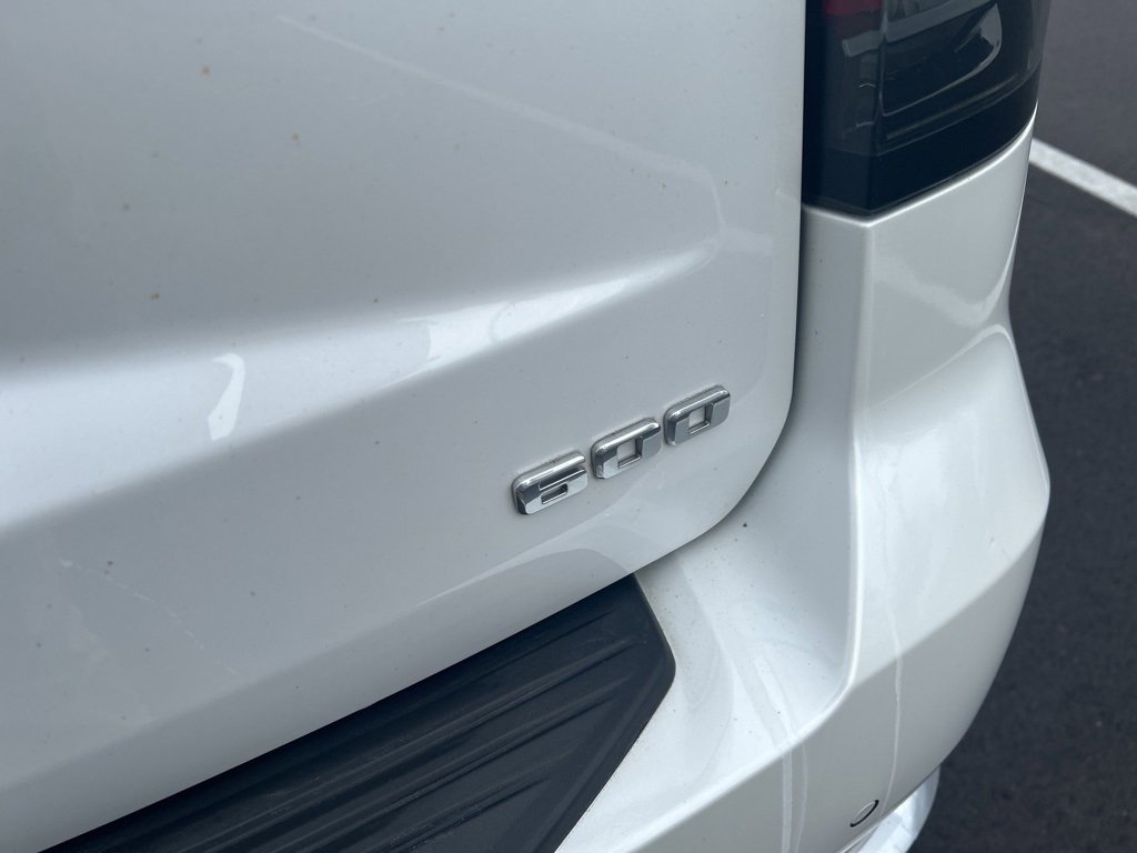 Used 2021 Cadillac Escalade Premium Luxury w/ Performance Package image 11