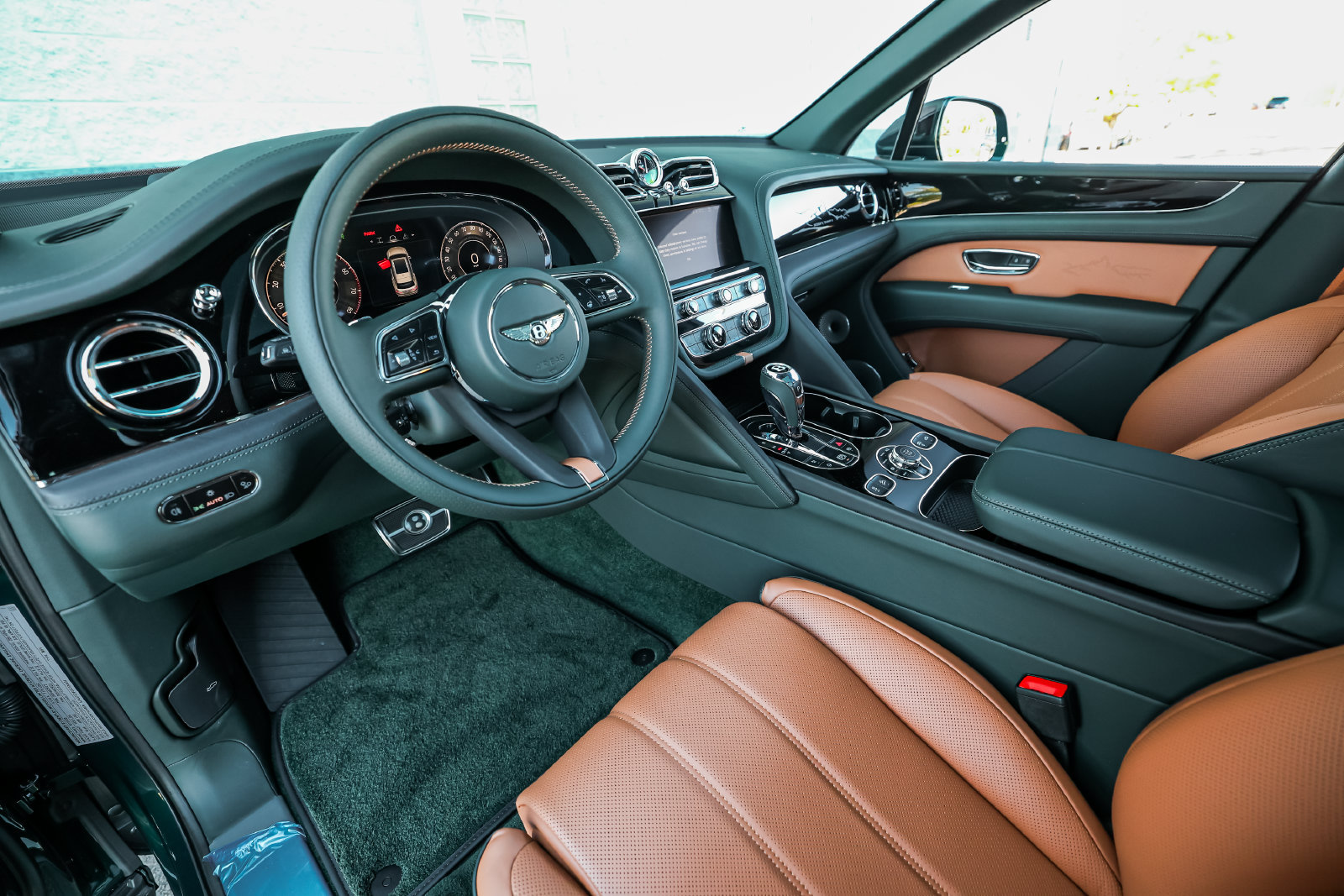 New 2027 Bentley Bentayga AWD/4WD image 30