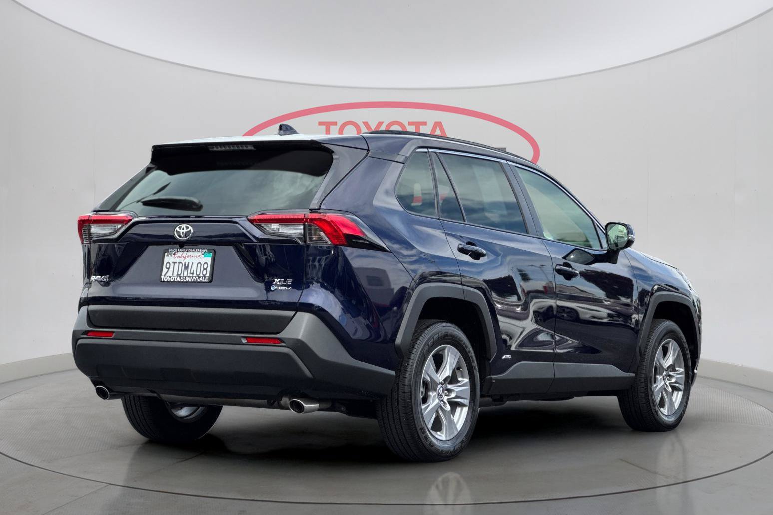 Certified 2025 Toyota RAV4 XLE w/ Convenience Package AWD/4WD image 4