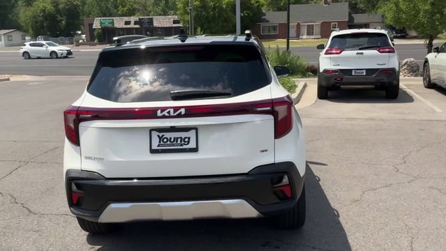 Used 2025 Kia Seltos SX AWD/4WD image 6