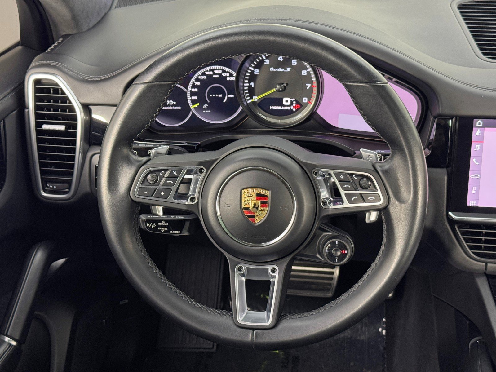 Used 2021 Porsche Cayenne Turbo S AWD/4WD image 21