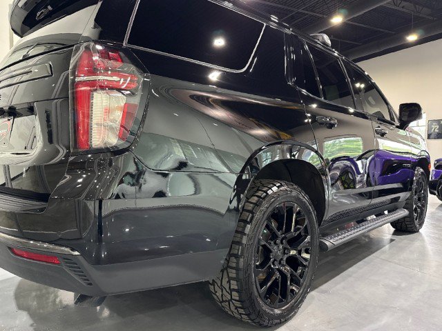 Used 2022 Chevrolet Tahoe Z71 w/ Luxury Package AWD/4WD image 29