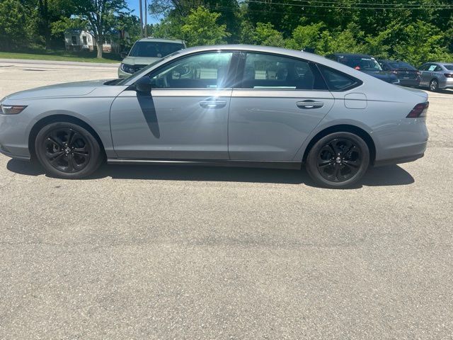 New 2025 Honda Accord SE image 4