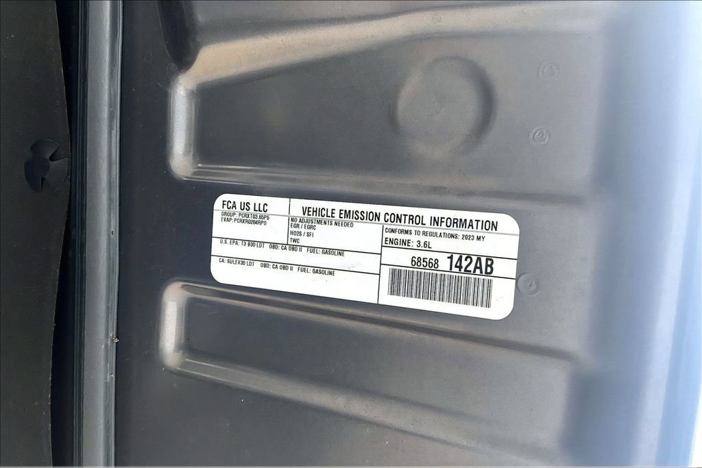 Used 2023 Jeep Grand Cherokee Altitude image 32