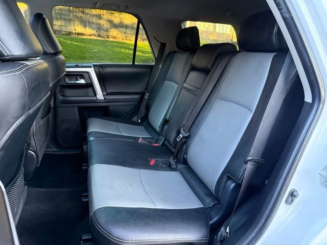 Used 2015 Toyota 4Runner SR5 Premium image 25