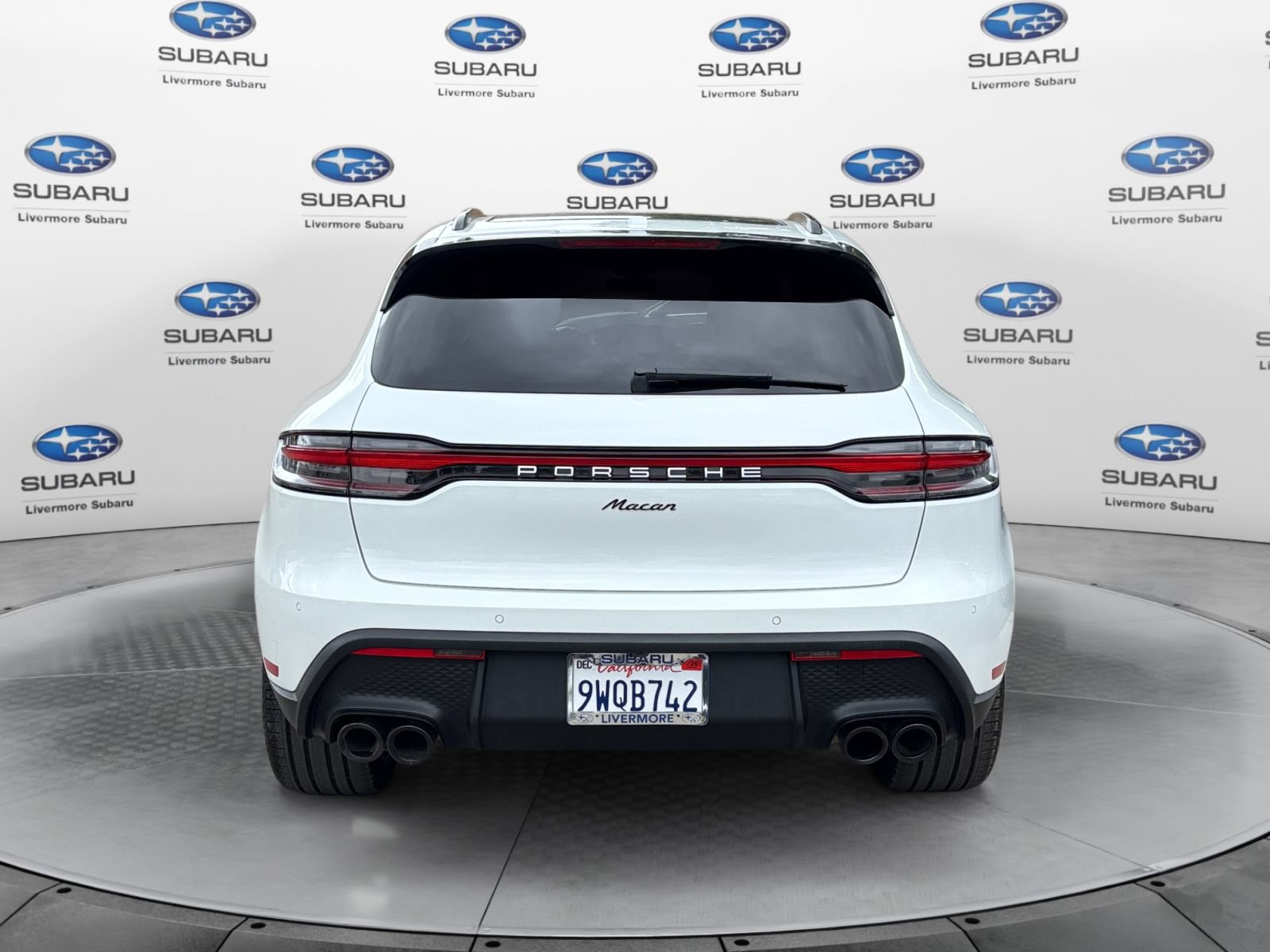 Used 2026 Porsche Macan AWD/4WD image 4