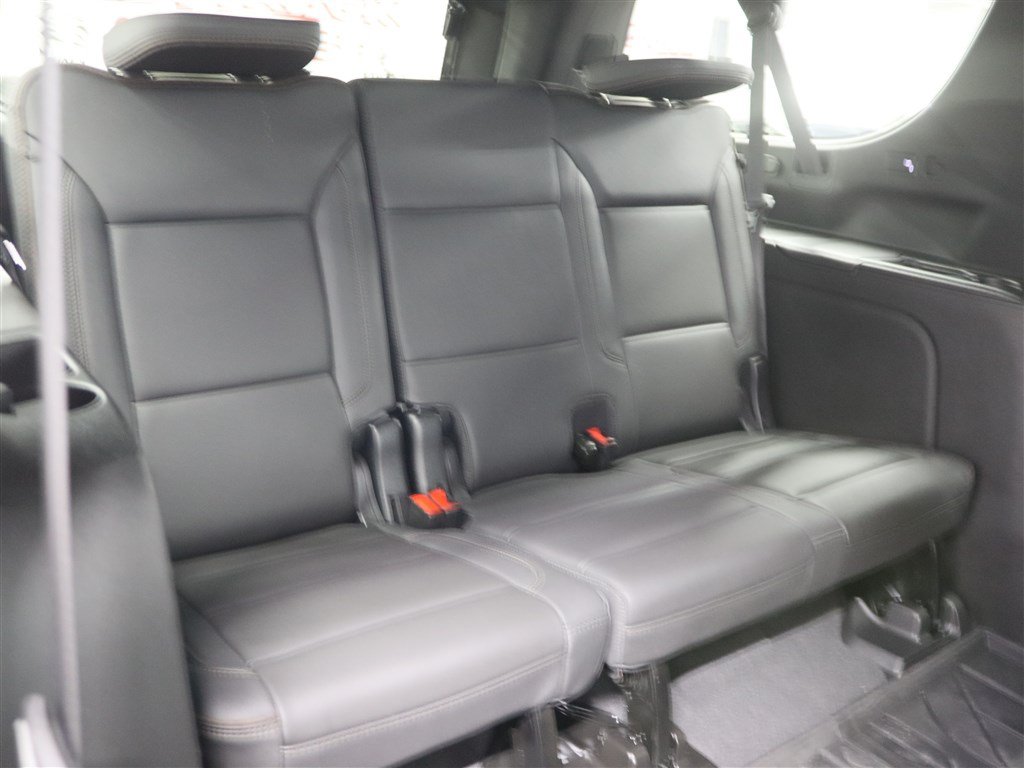 Used 2022 Chevrolet Suburban High Country AWD/4WD image 21