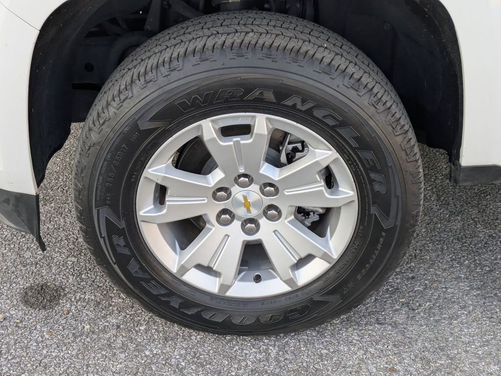 Used 2022 Chevrolet Colorado LT w/ Fleet Safety Package image 11