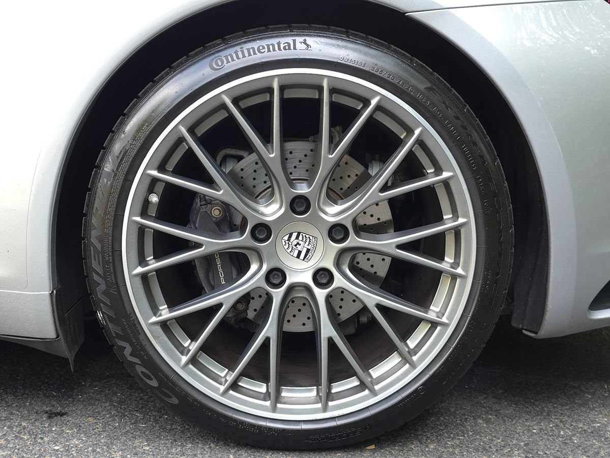 Used 2018 Porsche 911 Carrera RWD image 49