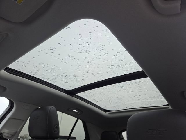 New 2026 Buick Envision Sport Touring image 3